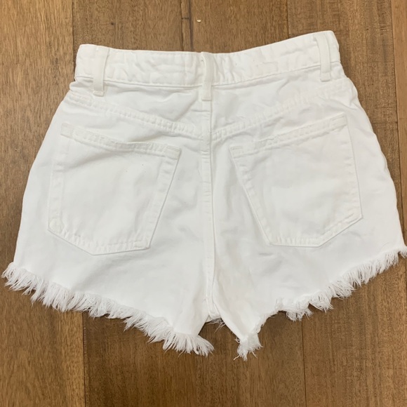White Zara Jean Shorts Size 0 - Picture 6 of 8